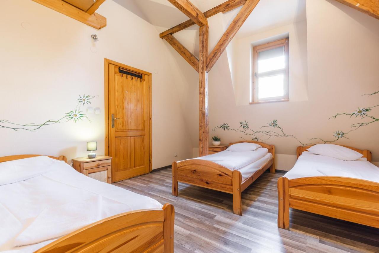 Apartamenty Krupowki 24 Zakopane Ngoại thất bức ảnh